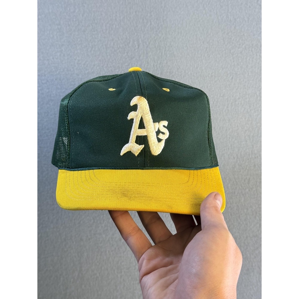 Vintage Oakland Athletics Hat Cap Snap Back One Size Green Sports Specialties